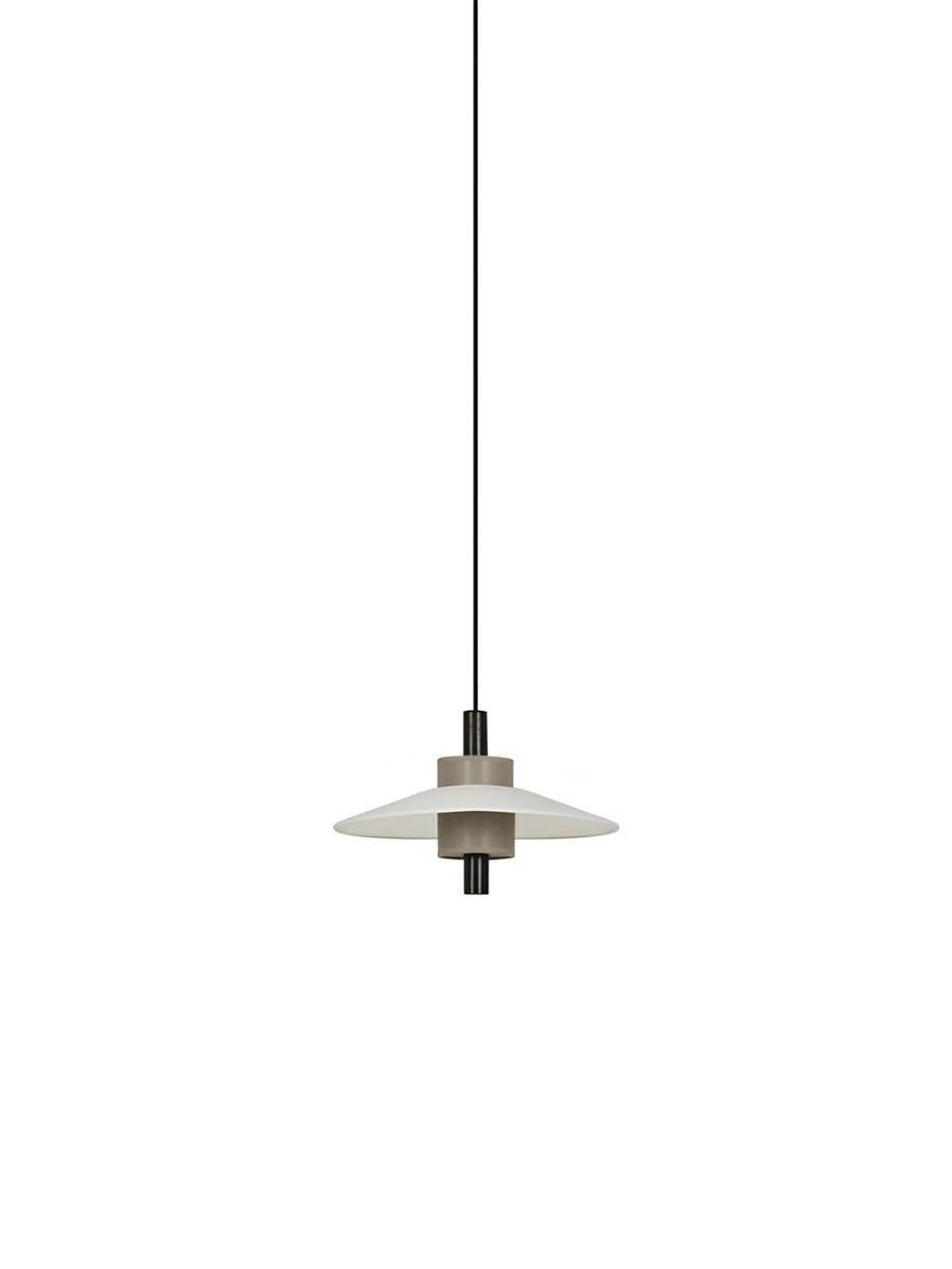 THÉSÉE S SUSPENSION