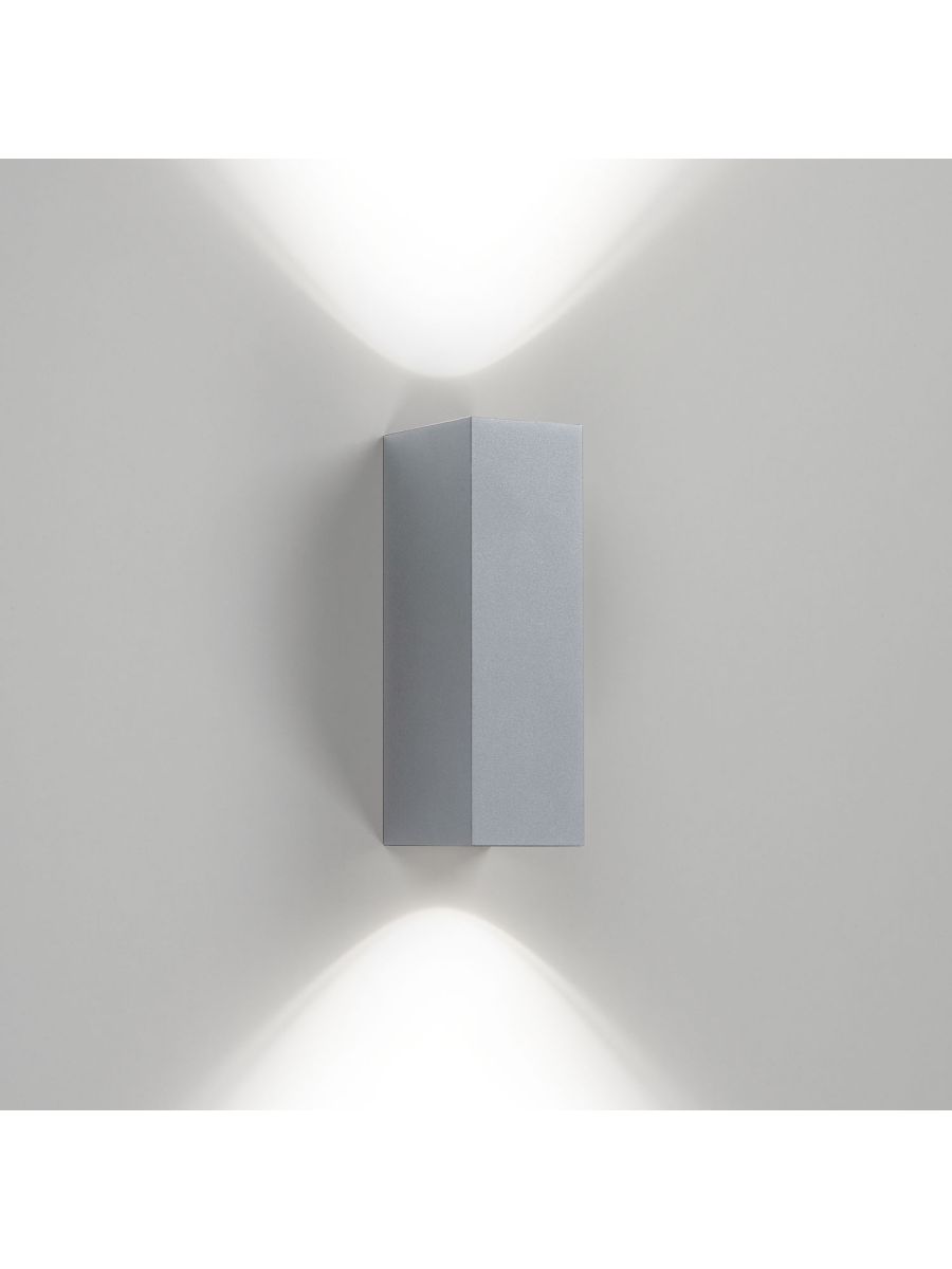 MONO II DOWN-UP LED 930 A