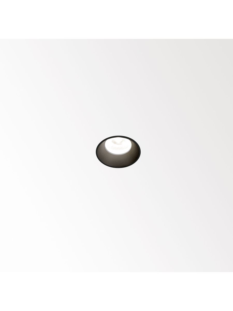 MICROSPY IN TRIMLESS SPOTS APPARENT
